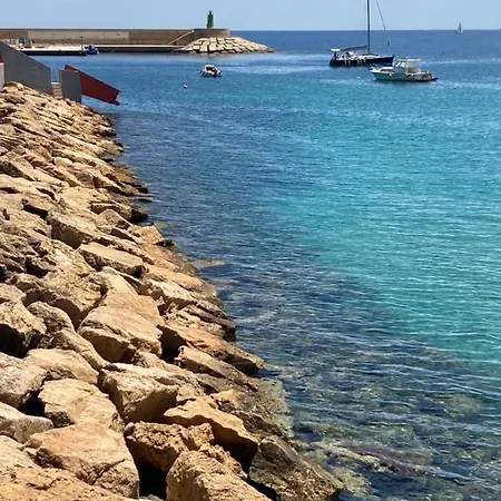 Moderna Casa De Pueblo En El Casco Viejo De Javea