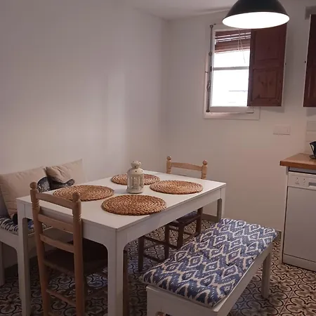 Moderna Casa De Pueblo En El Casco Viejo De Holiday home *